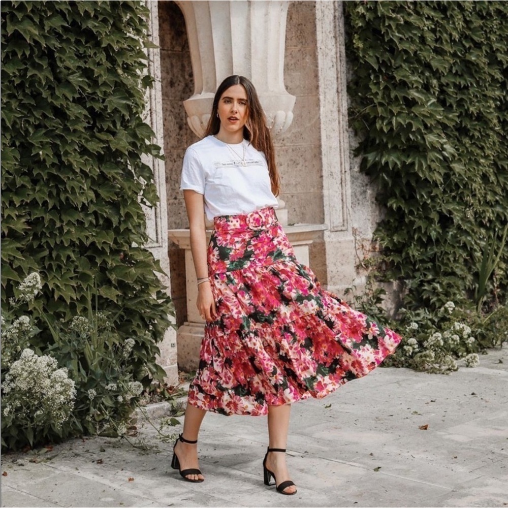 Zara Bloggers Fav Tiered Pleated Vibrant Floral Maxi Skirt Size XS Belted Spring - Picture 12 of 16